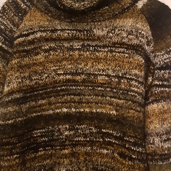 Babaton Titus Sweater - Picture 5 of 9